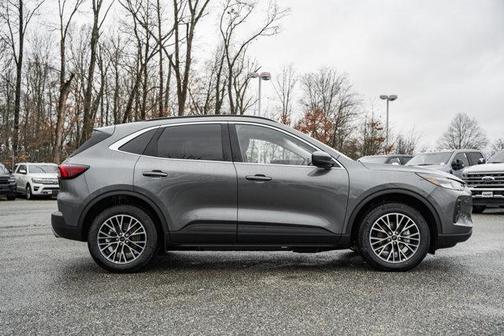 2025 Ford Escape PHEV