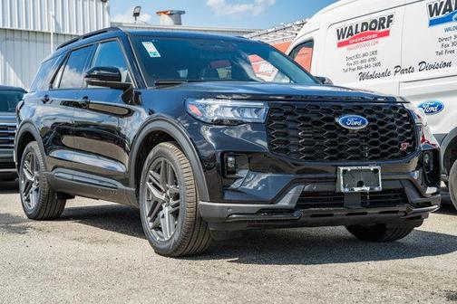 Agate Black Metallic 2026 Ford Explorer ST