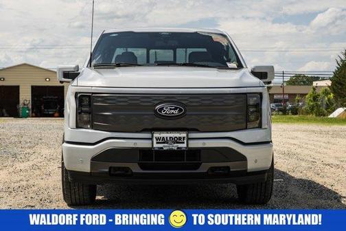 2025 Ford F-150 Lightning LARIAT