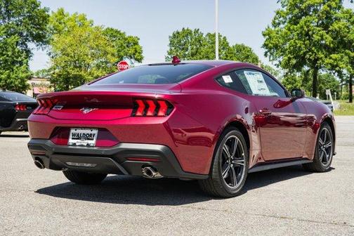 2025 Ford Mustang EcoBoost