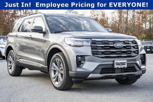 2025 Ford Explorer Active