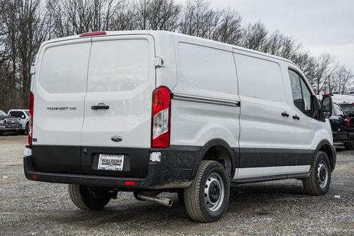 2025 Ford Transit-250