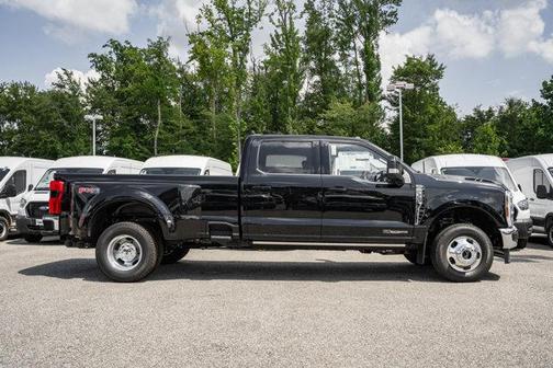 2025 Ford F-350 Lariat DRW