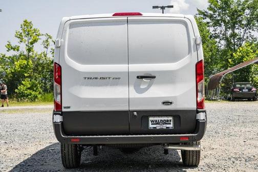 2025 Ford Transit-250