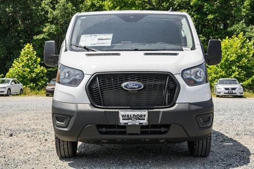 2025 Ford Transit-250