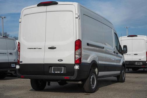 2026 Ford Transit-250 148 WB Medium Roof Cargo