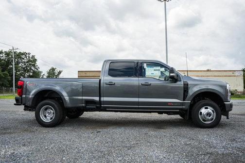 2025 Ford F-350 Platinum DRW