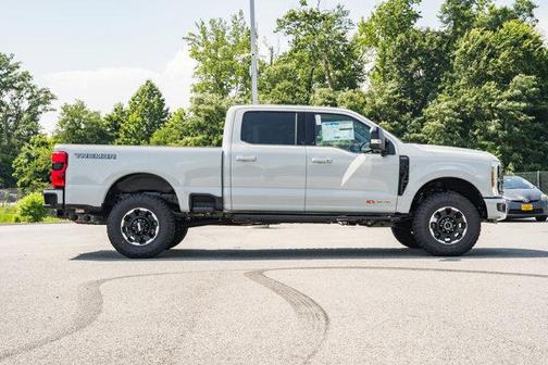 2025 Ford F-250 Lariat