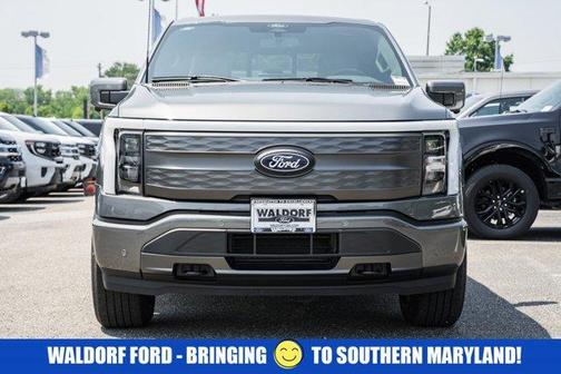 2025 Ford F-150 Lightning LARIAT