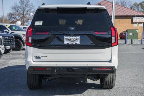 2025 Ford Expedition Platinum