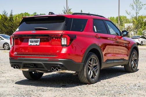 2025 Ford Explorer ST