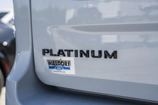 2025 Ford Expedition Platinum
