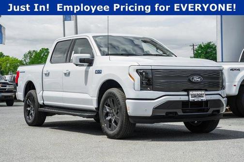 2025 Ford F-150 Lightning LARIAT