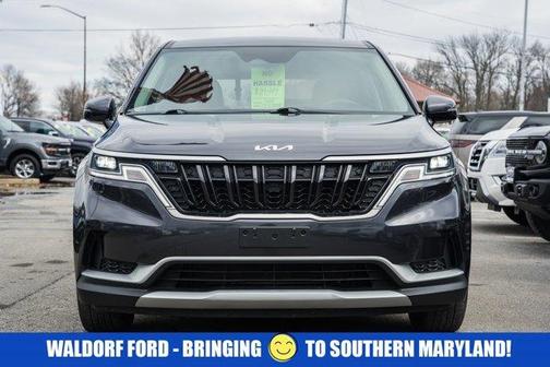 2023 Kia Carnival LX