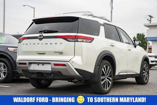 2024 Nissan Pathfinder Platinum