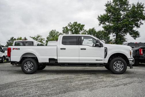 2025 Ford F-350 XLT