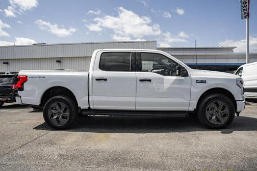 2024 Ford F-150 Lightning XLT