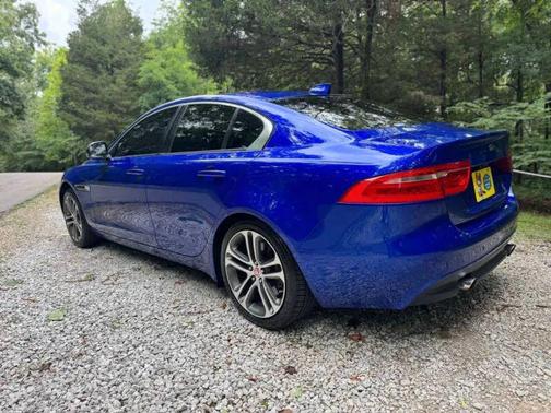 2017 Jaguar XE 35t Premium