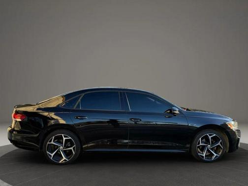 2020 Volkswagen Passat 2.0T R-Line