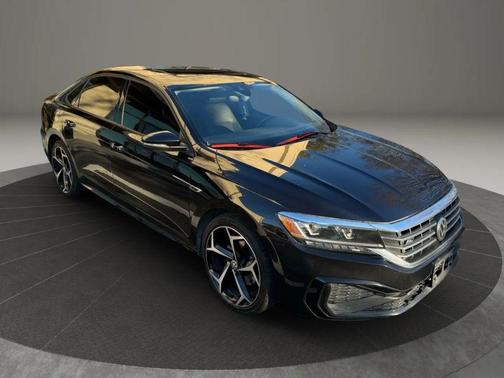2020 Volkswagen Passat 2.0T R-Line