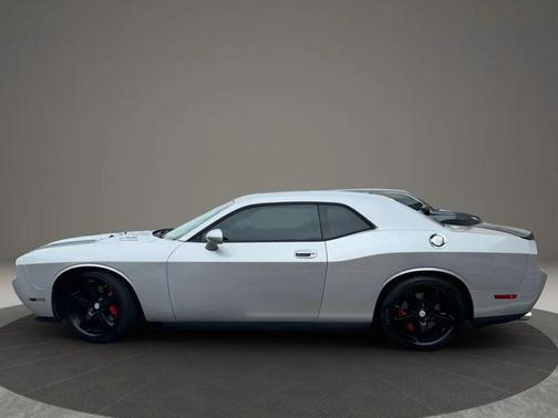 2009 Dodge Challenger SRT8