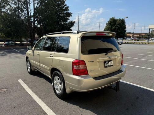 2003 Toyota Highlander Base