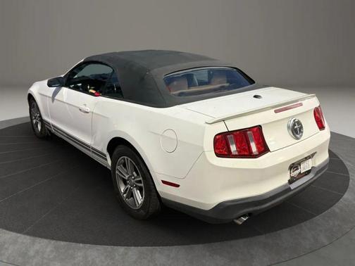 2011 Ford Mustang V6 Premium