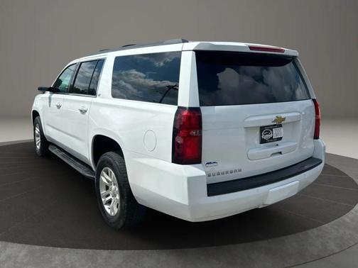 2016 Chevrolet Suburban LT