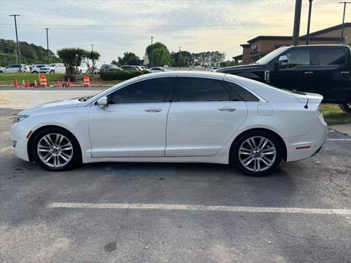 2014 Lincoln MKZ Hybrid Base