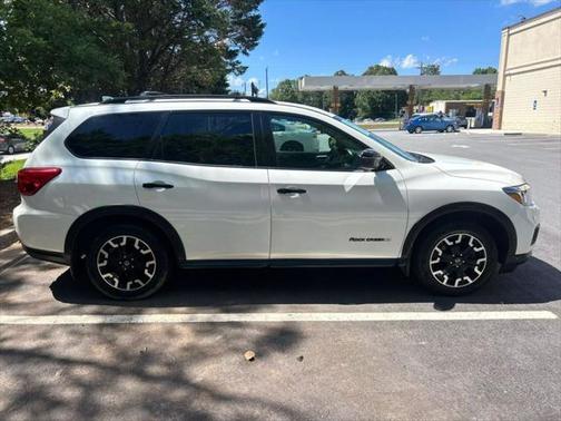 2020 Nissan Pathfinder SV 4WD