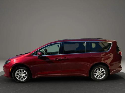 2020 Chrysler Voyager LXI