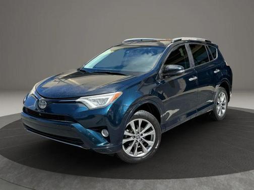2017 Toyota RAV4 Platinum