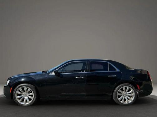 2018 Chrysler 300 Limited