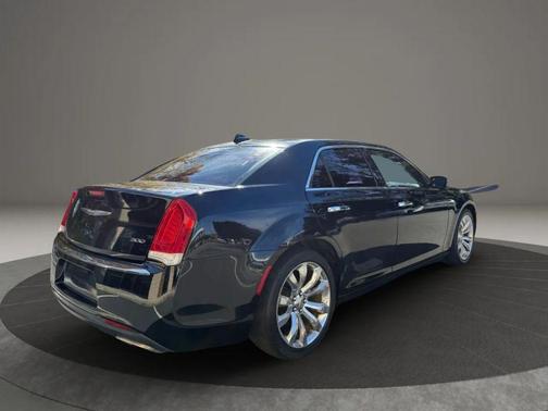 2018 Chrysler 300 Limited