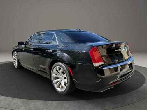 2018 Chrysler 300 Limited