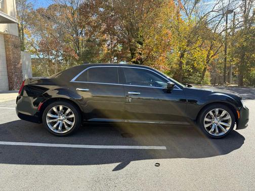 2018 Chrysler 300 Limited