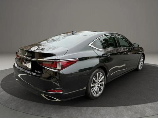 2021 Lexus ES 350 Base