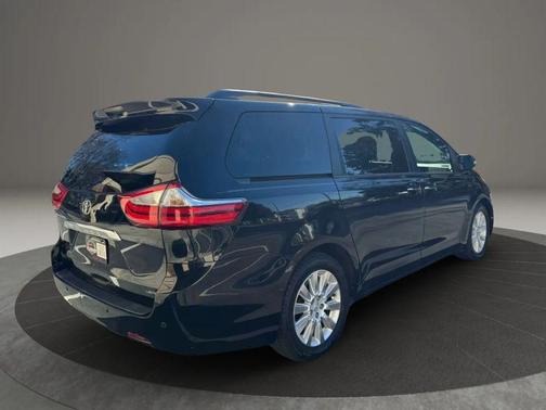 2016 Toyota Sienna Limited