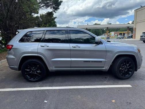 2017 Jeep Grand Cherokee Altitude