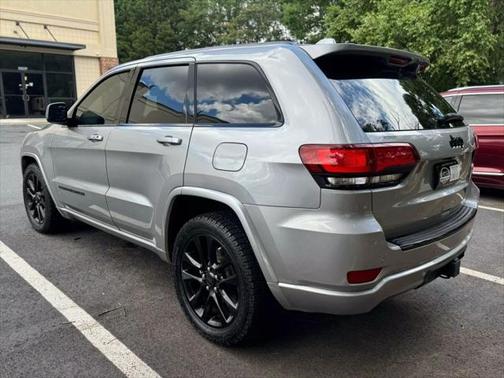 2017 Jeep Grand Cherokee Altitude