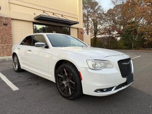 2016 Chrysler 300C Base
