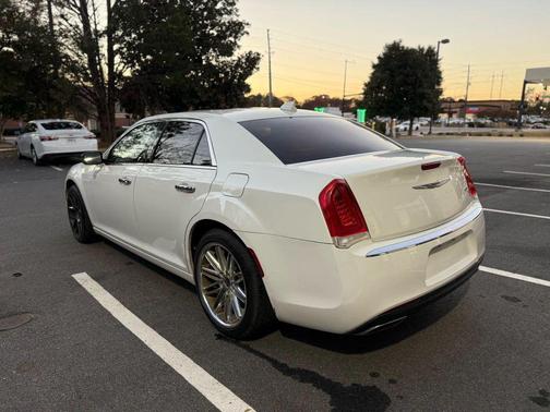 2016 Chrysler 300C Base