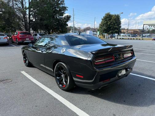 2015 Dodge Challenger SXT Plus