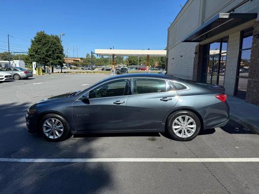 2021 Chevrolet Malibu FWD LT