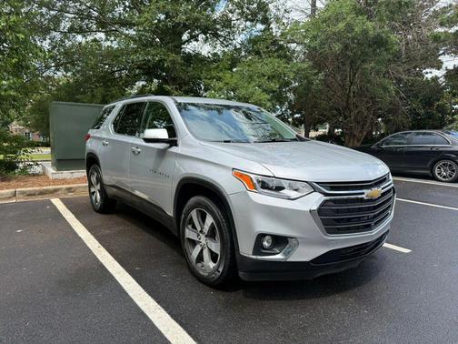 2020 Chevrolet Traverse LT Leather