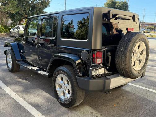 2014 Jeep Wrangler Unlimited Sahara