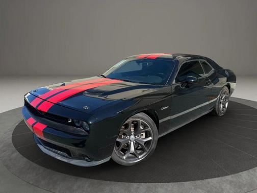 2017 Dodge Challenger SXT