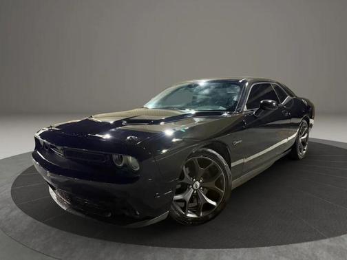 2017 Dodge Challenger SXT