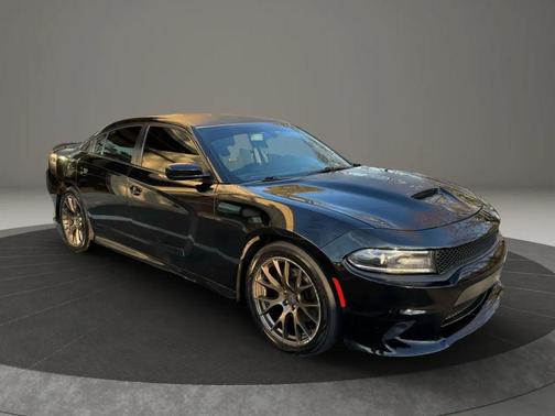 2017 Dodge Charger SE