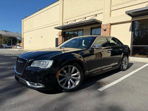2016 Chrysler 300C Base
